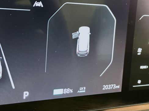 Used 2024 Kia EV9 Land AWD/4WD image 9