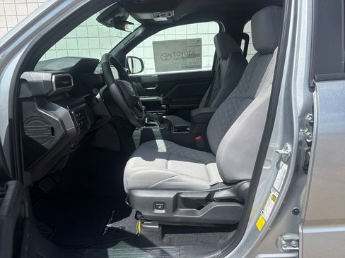 New 2026 Toyota Tacoma SR5 RWD image 4