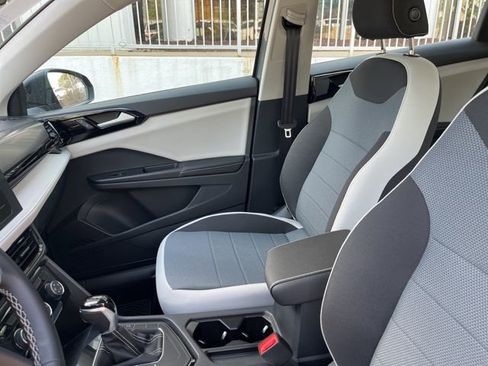 New 2026 Volkswagen Taos S FWD image 10