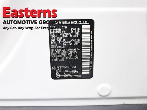 Used 2024 Nissan Armada SL w/ Captain's Chairs Package image 41