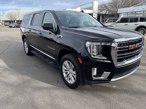Used 2023 GMC Yukon XL SLT image 9