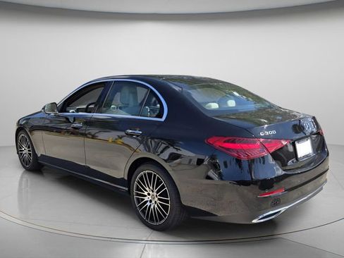 Used 2023 Mercedes-Benz C 300 Sedan image 6