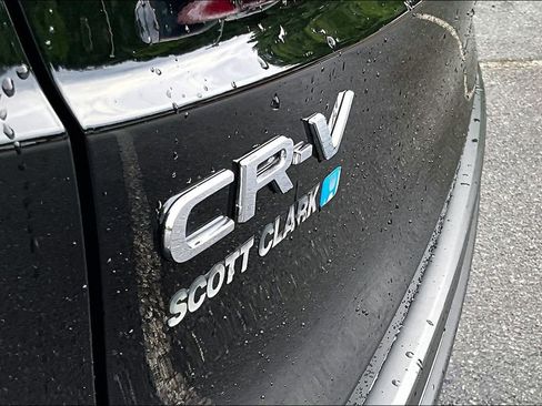Used 2025 Honda CR-V LX image 24