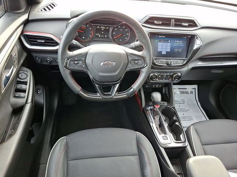 Certified 2023 Chevrolet TrailBlazer RS w/ Sun and Liftgate Package image 21