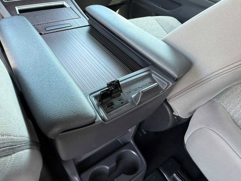 Certified 2022 Toyota Sienna LE FWD image 16