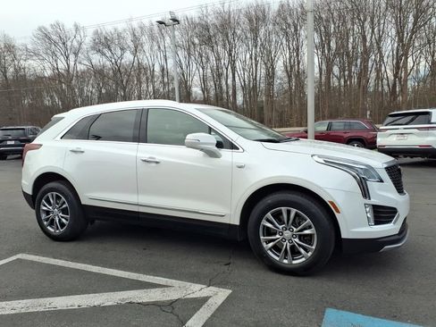 Used 2023 Cadillac XT5 Premium Luxury w/ LPO, Floor Liner Package AWD/4WD image 5