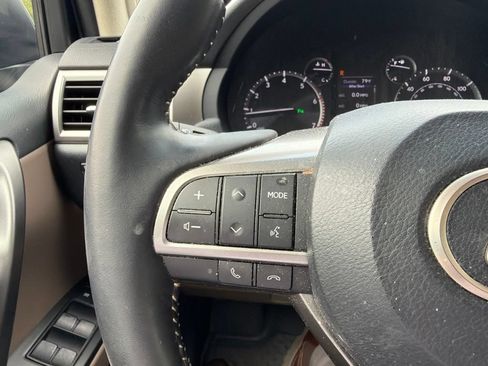 Certified 2023 Lexus GX 460 Premium w/ Premium Package AWD/4WD image 22