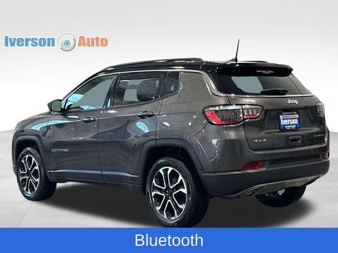 Used 2023 Jeep Compass Limited AWD/4WD image 7