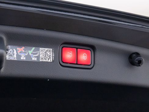 New 2026 Mercedes-Benz C 300 C 300 image 34