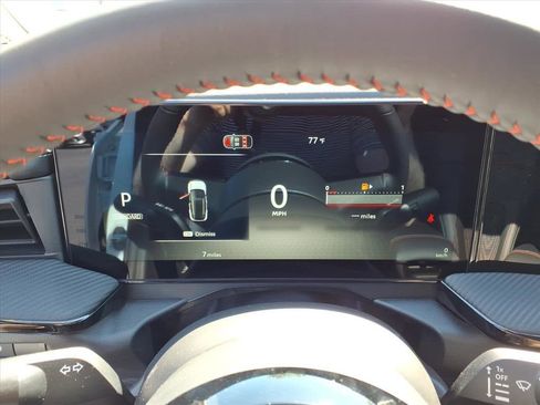 New 2026 Nissan Kicks SR w/ Cold Weather Package image 11