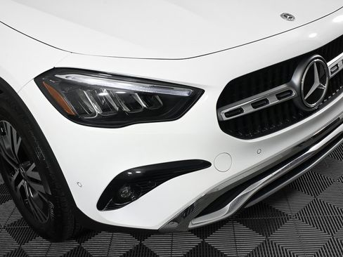 Certified 2025 Mercedes-Benz GLA 250 image 35