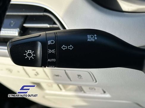 Used 2022 Hyundai Palisade SEL w/ Premium Package image 24