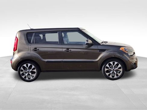 Used 2013 Kia Soul ! image 11