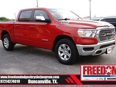 Used 2024 RAM 1500 Laramie AWD/4WD image 7