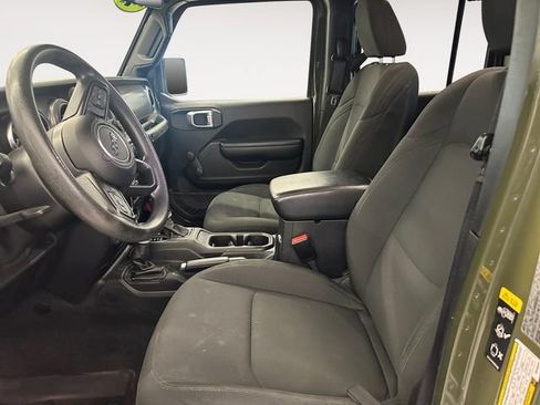 Used 2021 Jeep Wrangler Unlimited Sport AWD/4WD image 9