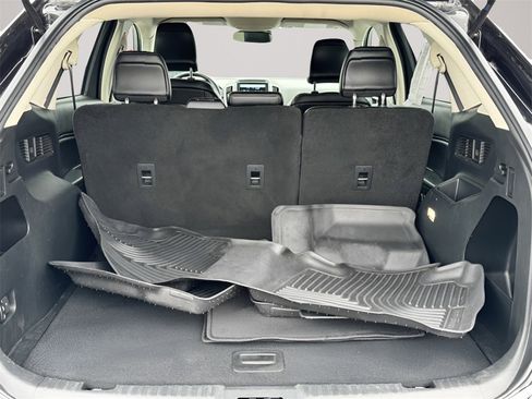 Used 2022 Ford Edge SEL w/ Class II Trailer Tow Package image 19