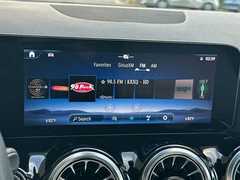 Used 2025 Mercedes-Benz GLA 250 image 23