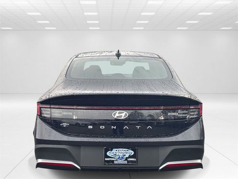 New 2026 Hyundai Sonata SE image 5