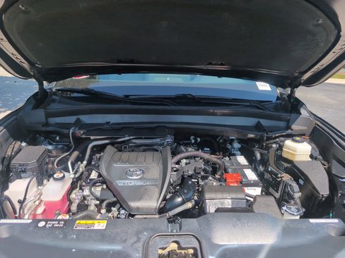 Certified 2024 Toyota Grand Highlander XLE image 34