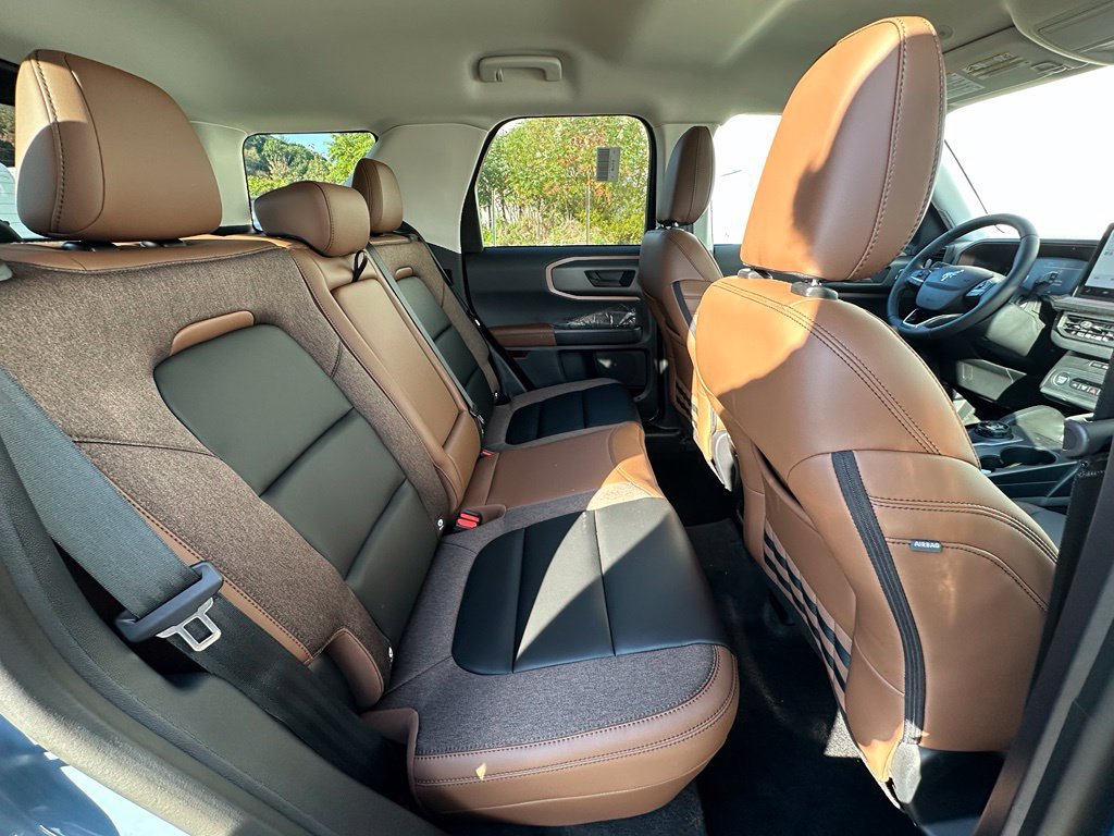 New 2026 Ford Bronco Sport Outer Banks w/ Outer Banks Tech Package+ AWD/4WD image 25
