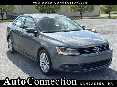Used 2014 Volkswagen Jetta SEL image 1