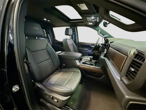 New 2025 Chevrolet Silverado 1500 High Country w/ Midnight Edition image 31