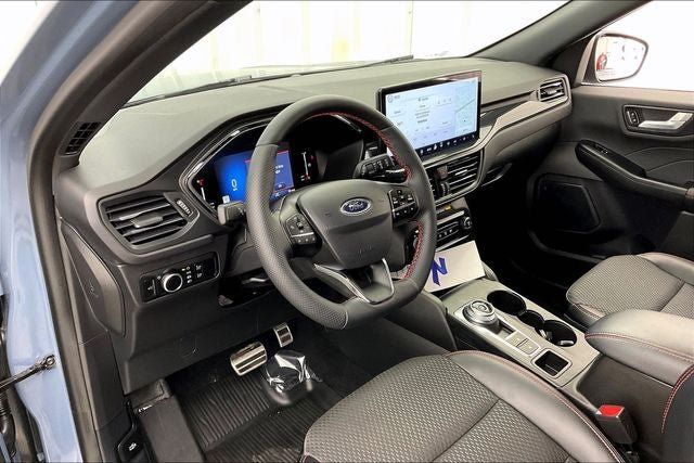 Used 2024 Ford Escape ST-Line w/ Tech Pack #1 AWD/4WD image 16