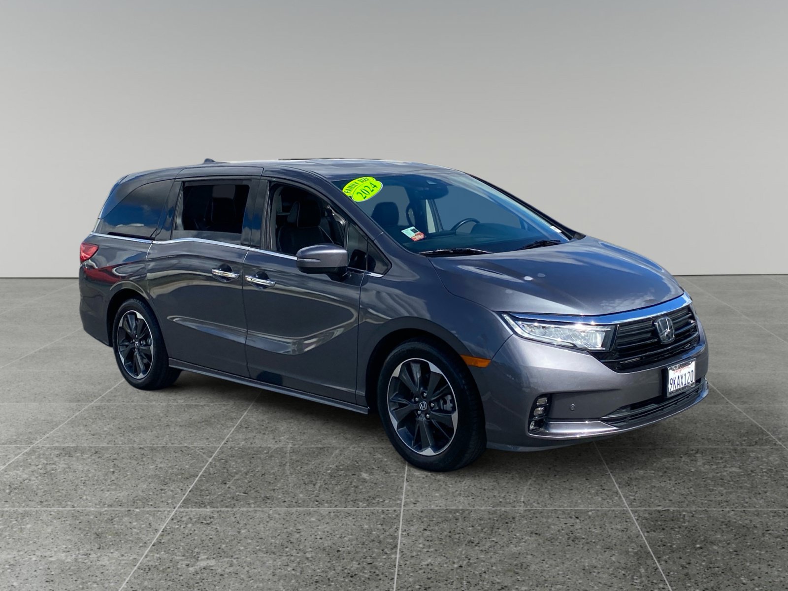 Used 2024 Honda Odyssey Elite image 7