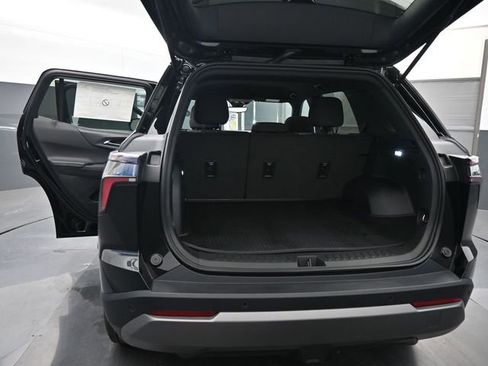 New 2026 Chevrolet Equinox LT image 8