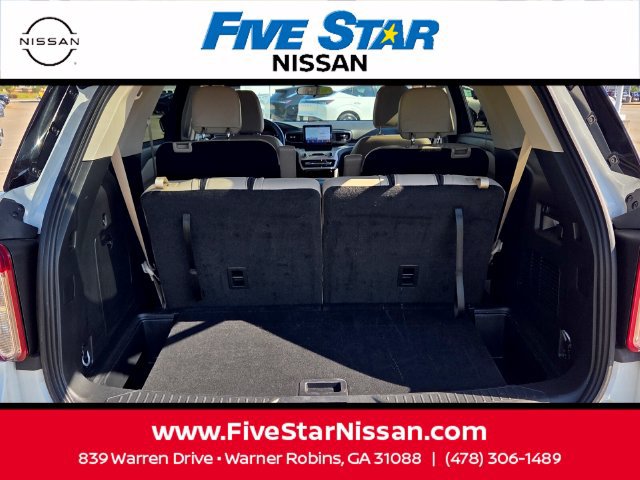 Used 2024 Ford Explorer XLT w/ Equipment Group 202A RWD image 13