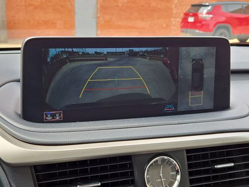 Used 2022 Lexus RX 350 FWD w/ Premium Package image 18