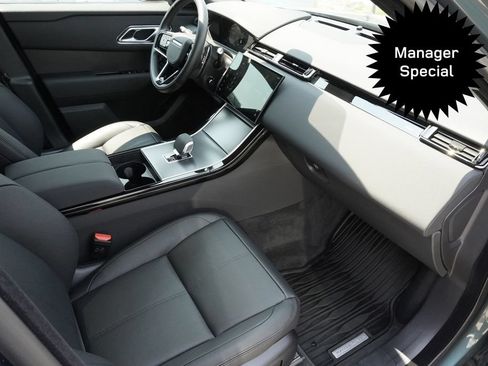 Used 2026 Land Rover Range Rover Velar S AWD/4WD image 22