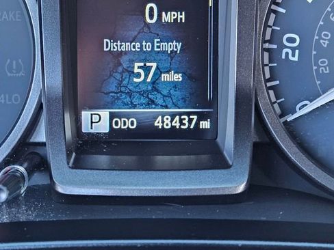 Used 2023 Toyota Tacoma TRD Off-Road w/ Technology Package image 27