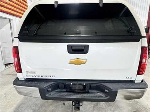 Used 2012 Chevrolet Silverado 1500 LTZ w/ LTZ White Diamond Edition AWD/4WD image 5