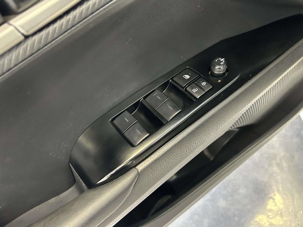Certified 2025 Toyota Camry SE FWD image 17