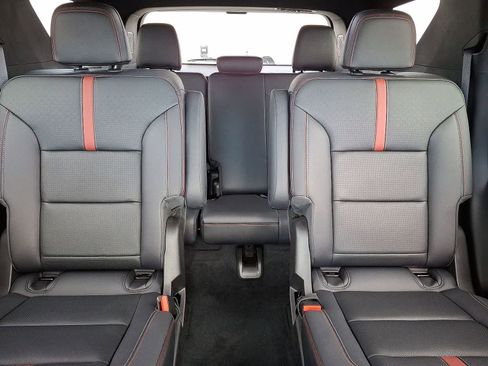 Used 2026 Chevrolet Traverse RS image 14