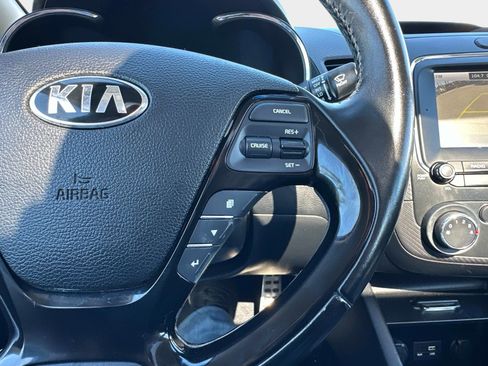Used 2017 Kia Forte S w/ S Premium Package image 28