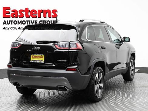 Used 2021 Jeep Cherokee Limited w/ Mopar Interior Package AWD/4WD image 5