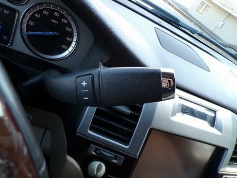 Used 2013 Cadillac Escalade ESV Luxury image 21