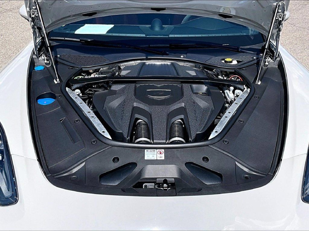 Certified 2023 Porsche Panamera 4 Platinum Edition AWD/4WD image 23