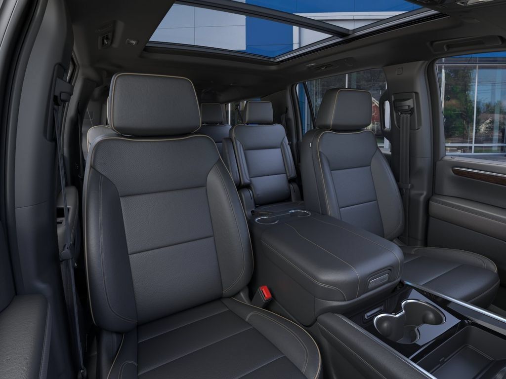 New 2026 Chevrolet Suburban Premier w/ Sun And Tow Package AWD/4WD image 16