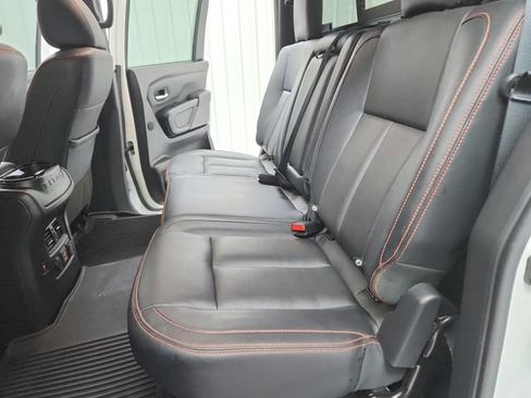 Used 2024 Nissan Titan PRO-4X w/ Pro-4x Convenience Package AWD/4WD image 35