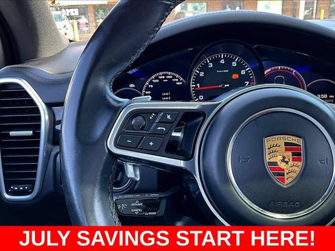 Used 2019 Porsche Cayenne S AWD/4WD image 14
