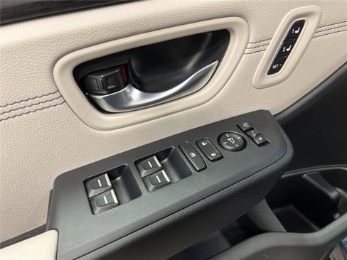 New 2026 Honda Pilot Touring image 13