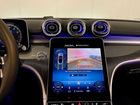 Used 2025 Mercedes-Benz CLE 300 4MATIC Cabriolet image 15