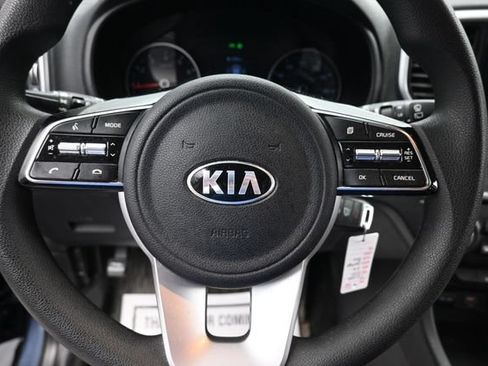 Used 2020 Kia Sportage LX w/ LX Popular Package AWD/4WD image 17