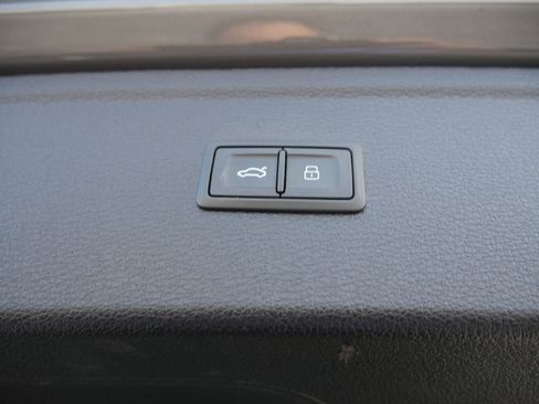 Certified 2023 Audi Q5 2.0T Premium Plus w/ Premium Plus Package image 28