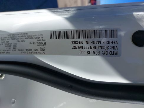 New 2026 Jeep Compass Latitude image 35