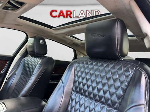 Used 2016 Jaguar XJ L Portfolio RWD image 14