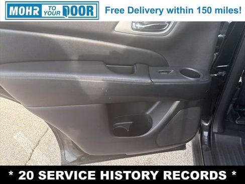 Used 2020 Nissan Pathfinder S image 30